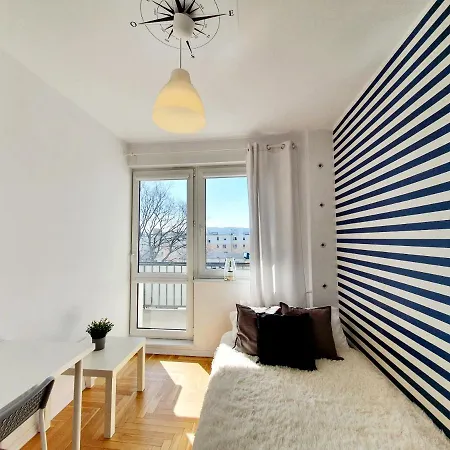 Homestay szállás Pokoje W Apartamencie Przy Plazy - Bitwy Pod Plowcami 6 *